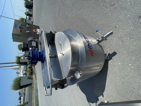 Photo ELECTRICALLY HEATED 100lt BOILING KETTLE  