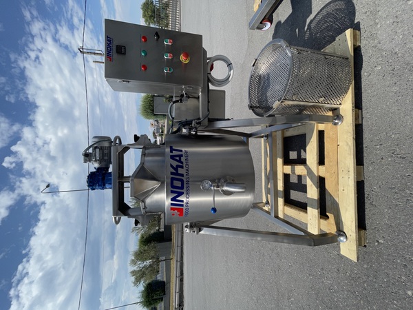 OIL HEATED 250lt BOILING KETTLE WITH DUMBER   Photo 1
