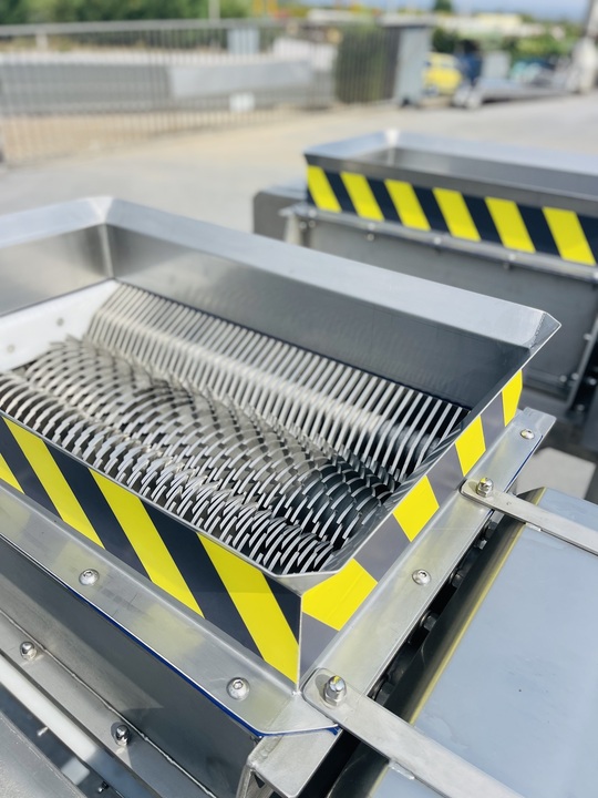 Photo SHREDDER OF FROZEN FRUITS AND VEGETABLES