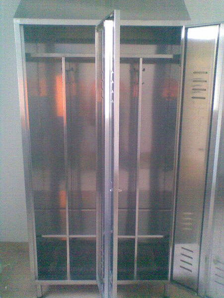 LOCKERS WITH 2 COMPARTMENTS  

 Photo 1